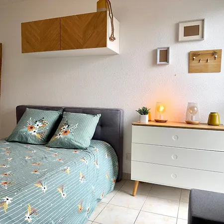 Central, Balcony, Private Parking * Villefranche-sur-Saone