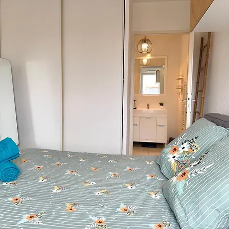 Central, Balcony, Private Parking Apartment *